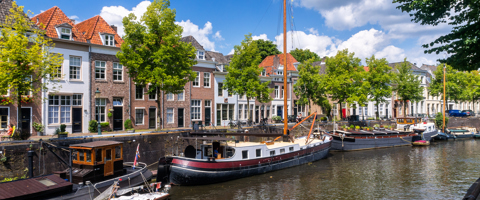 Den Bosch Gracht Boten F2cc8245 7Dbb 4E8d Bcb4 850B6bf20dc5